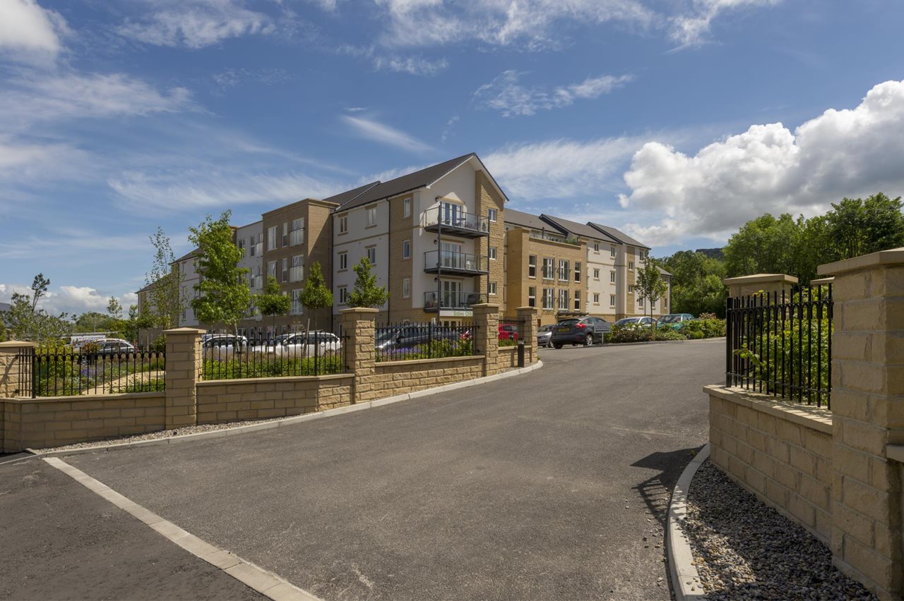 Retirement Homes for rental in West Yorkshire Chesterton Court McCarthy Stone
