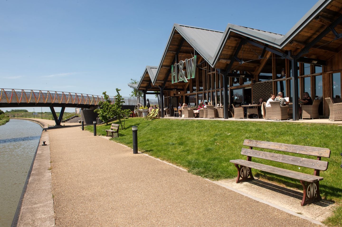 Retirement Homes for sale in Wiltshire Wichelstowe McCarthy Stone