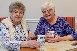 Daphne Greenway with daughter Linda Green