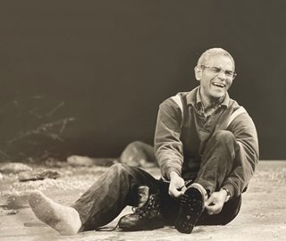 wyllie_story_telling_McCarthy_Stone