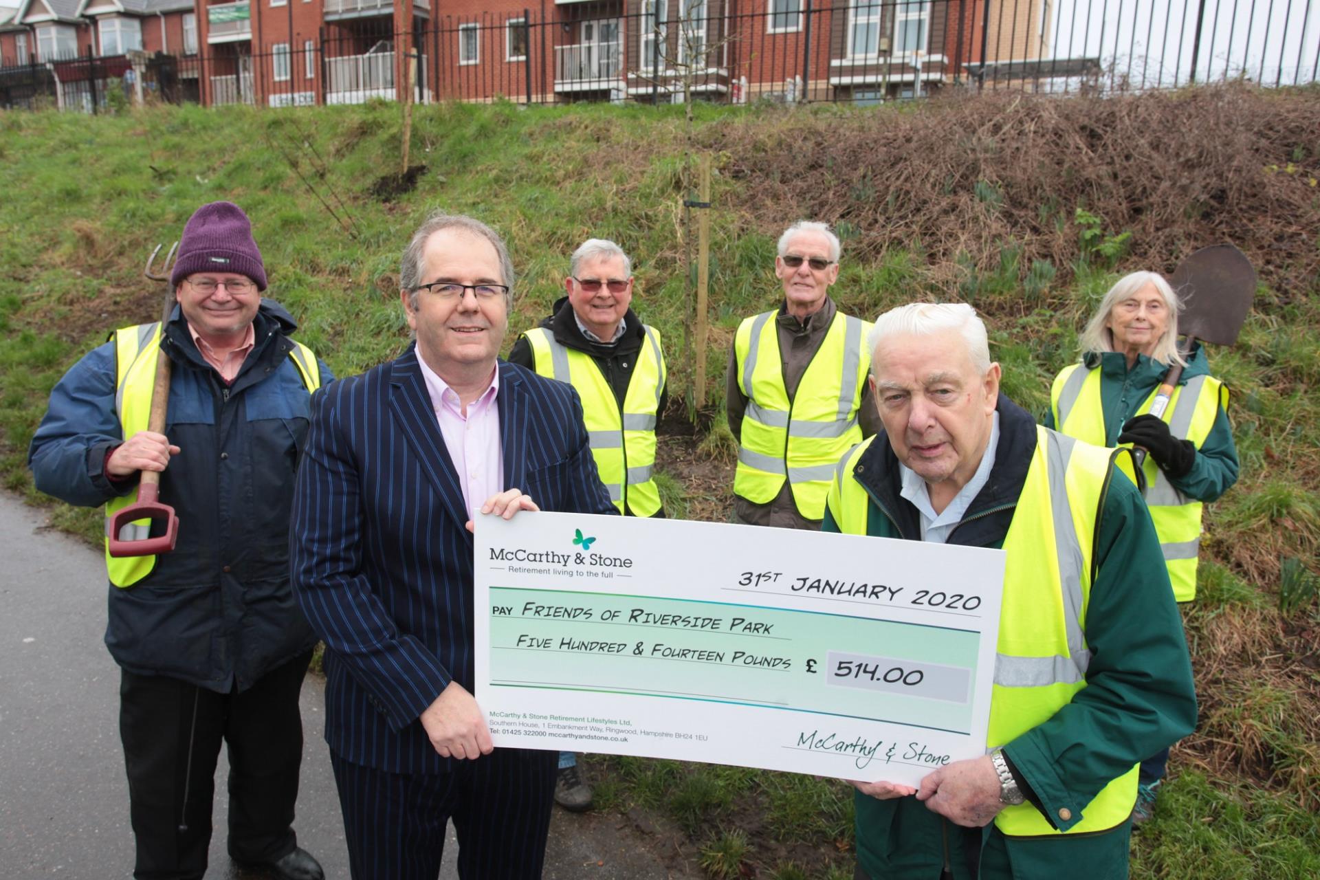 Friends of Riverside Park Gets £500 Boost From  Local Retirement House Builder