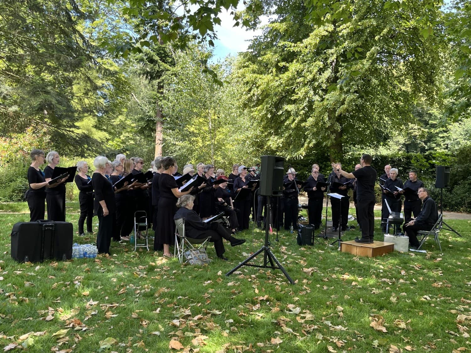 Ipswich Choral Society playing a concert in the park