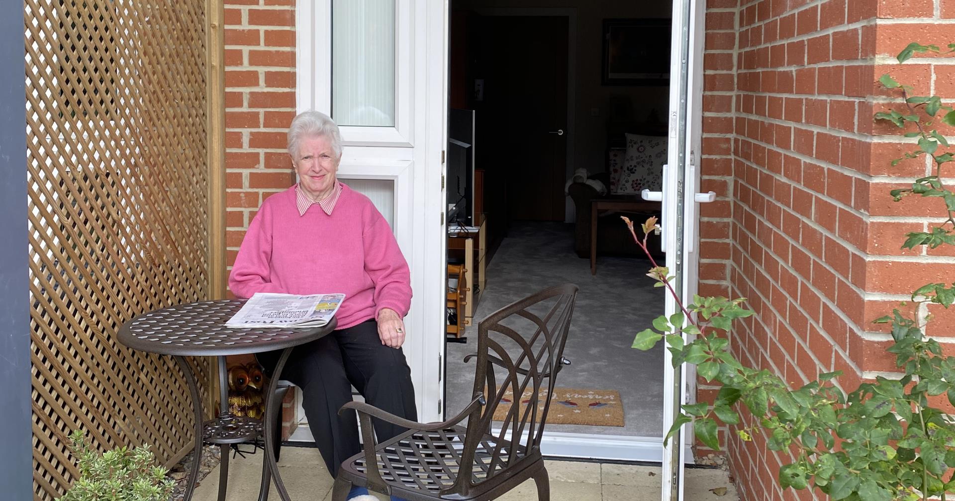 Retiree_Leaves_Hospital_For_Brand_New_McCarthy_Stone_Apartment 