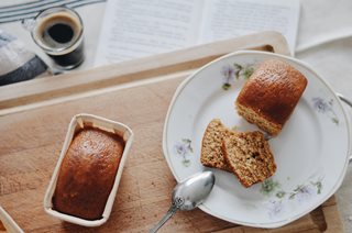 Ginger cake McCarthy & Stone 