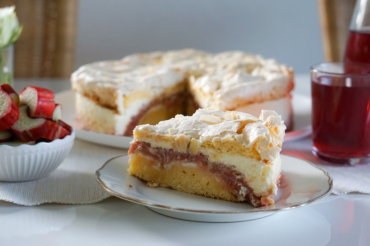 Jubilee meringue cake