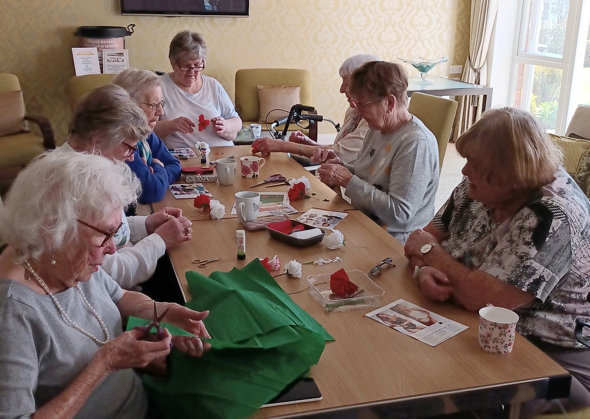 Hanna Court craft session