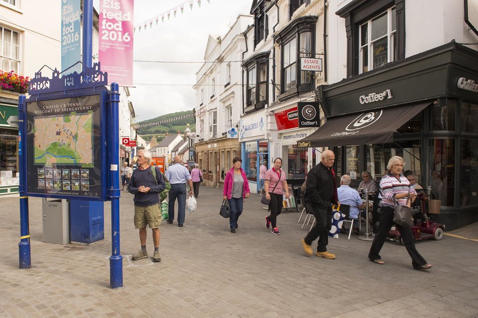 Retirement Homes for rental in Abergavenny Plas Elyrch McCarthy Stone