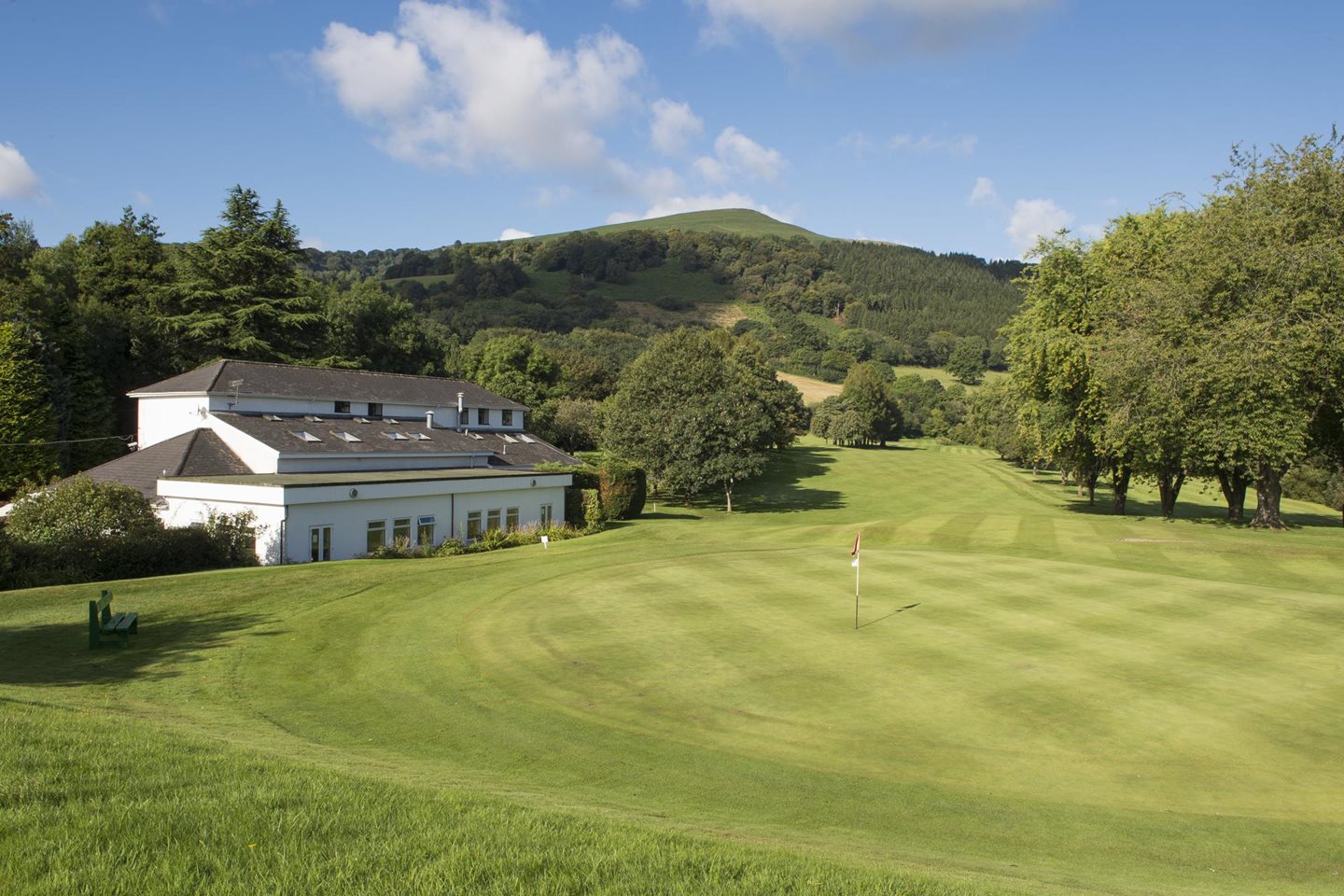Retirement Homes for rental in Abergavenny Plas Elyrch McCarthy Stone