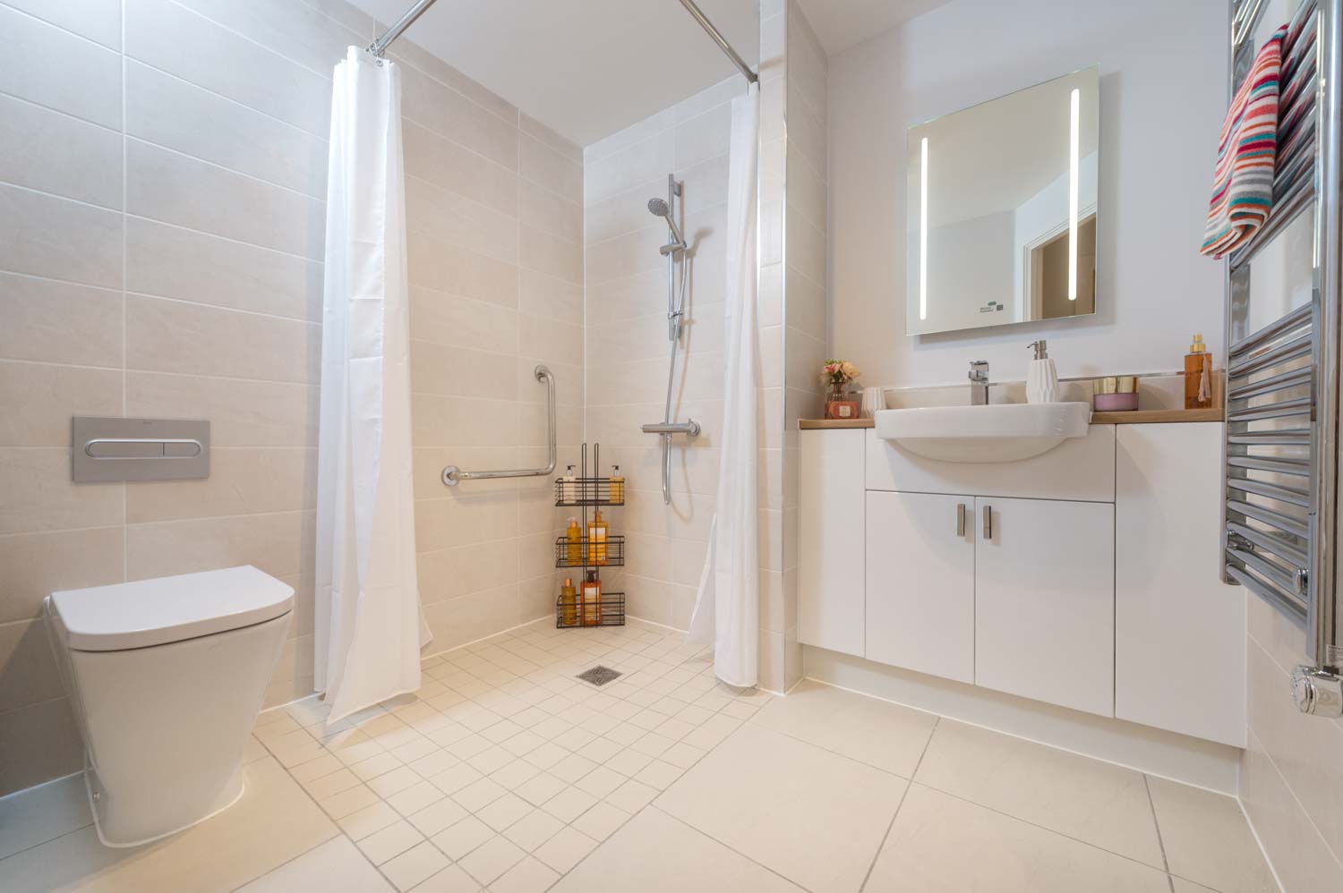 Retirement homes in Cottingham Springs Court McCarthy Stone