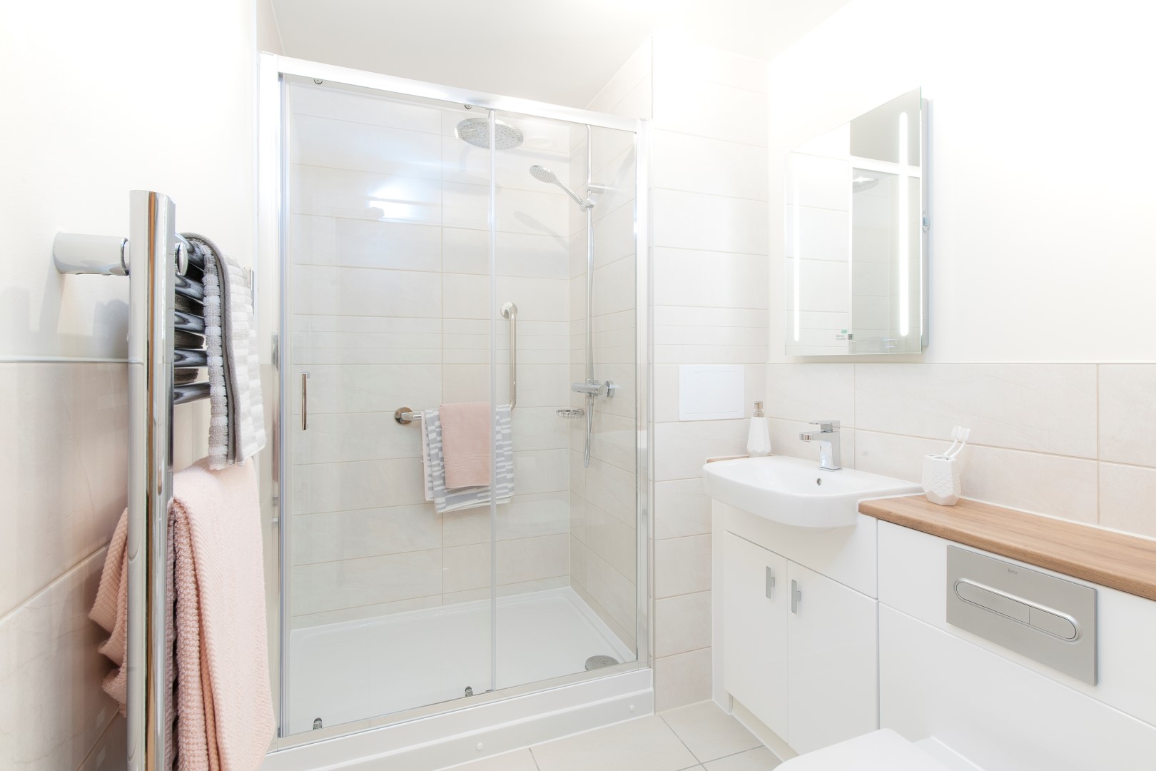 Retirement homes in Alton Queen Elizabeth Place McCarthy Stone