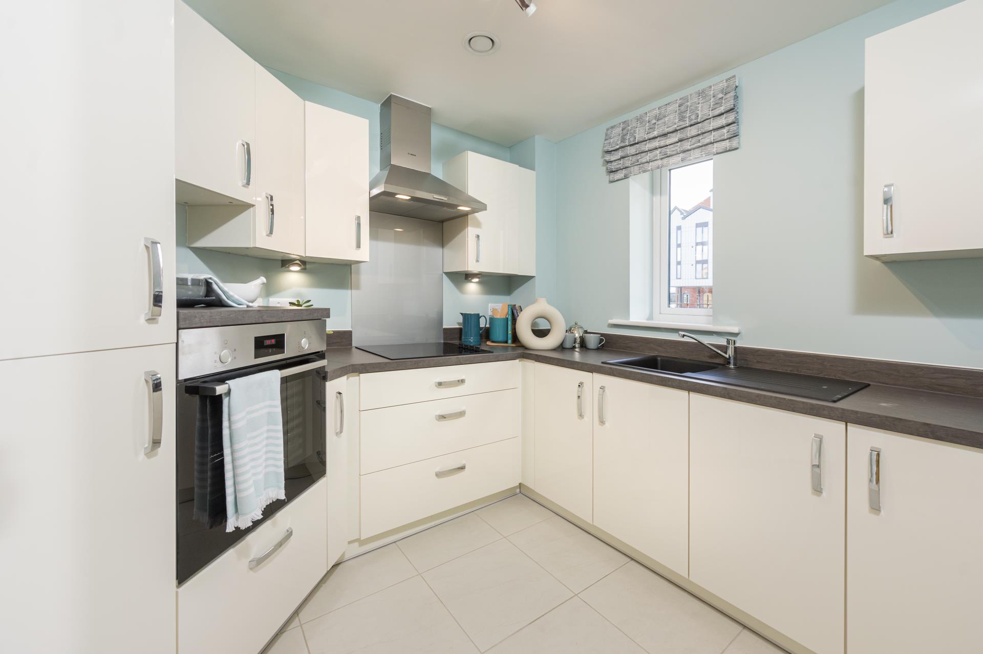 Retirement homes in Bridport Gordon Court McCarthy Stone