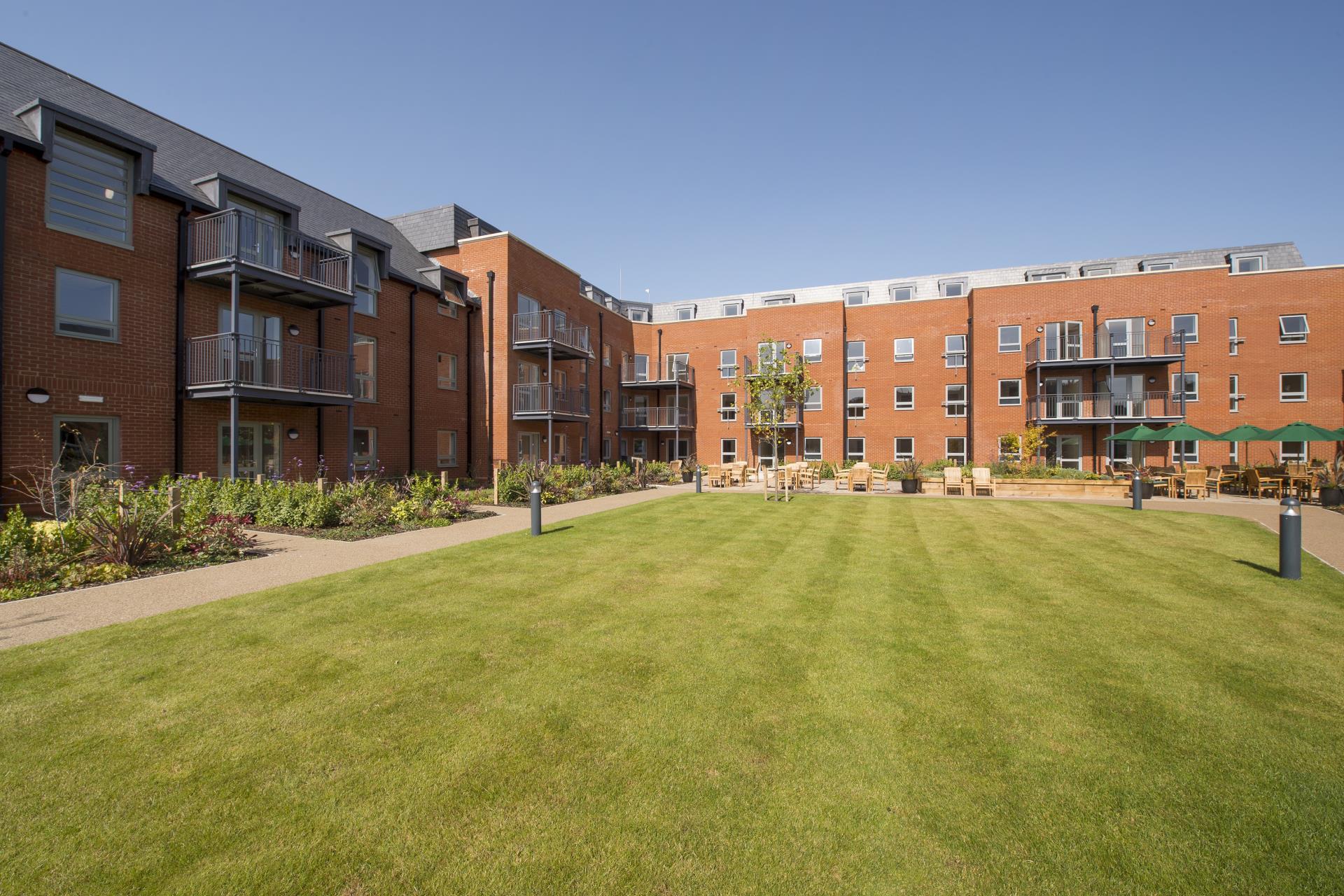 Retirement homes in Salisbury Monument Place McCarthy Stone