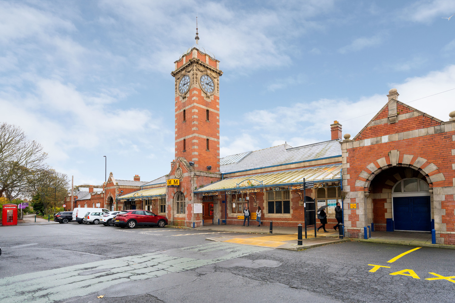 Front exterior of Whitley Bay train station in Tyne and Wear.