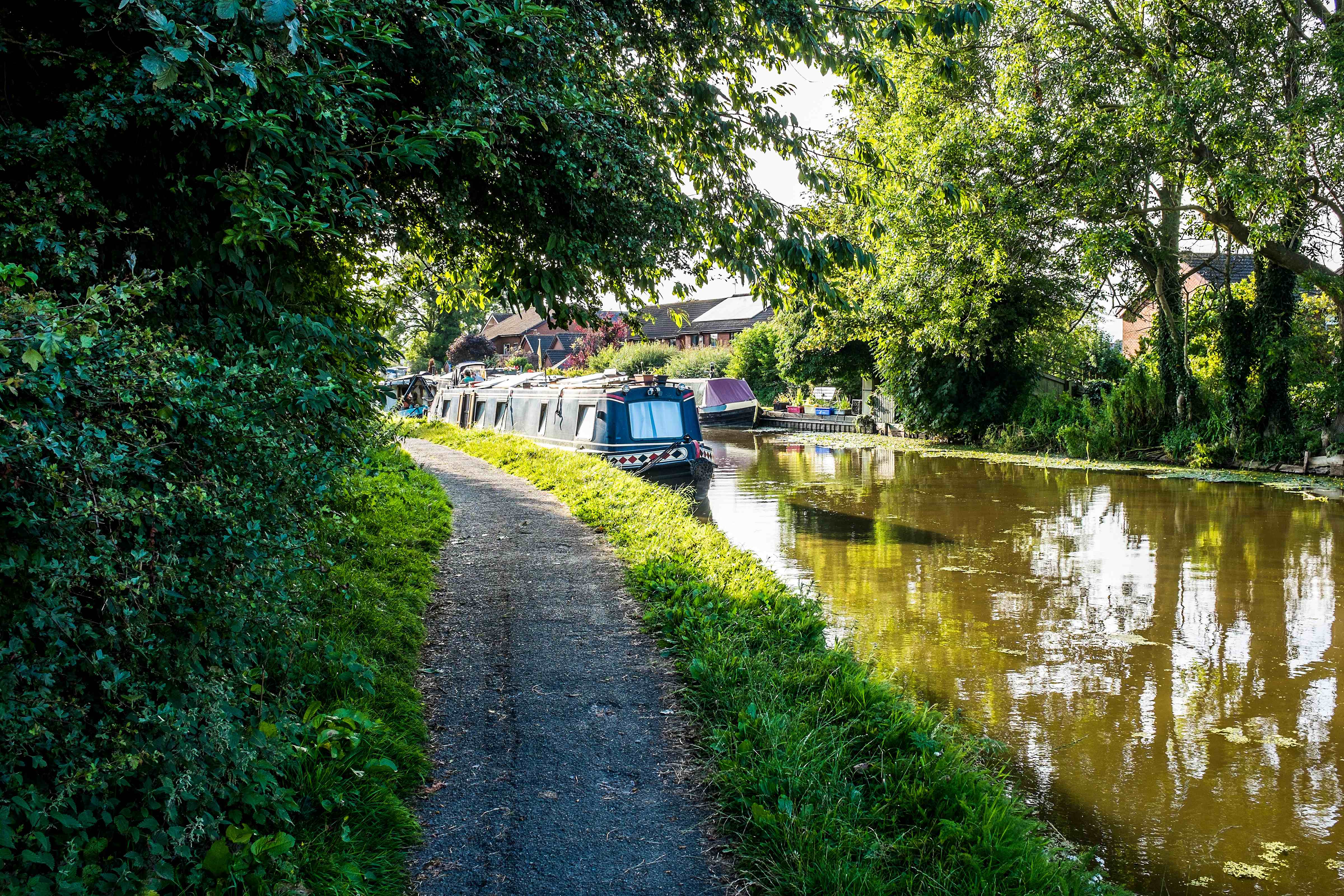 Scenic walks in Garstang along the banks of the Lancaster canal or the River Wyre.
