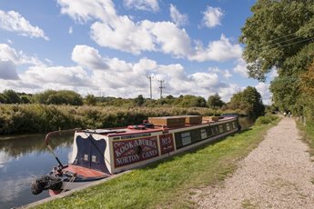 This delightful nature reserve in Thatcham is the perfect place for an easy waterside stroll in Berkshire
