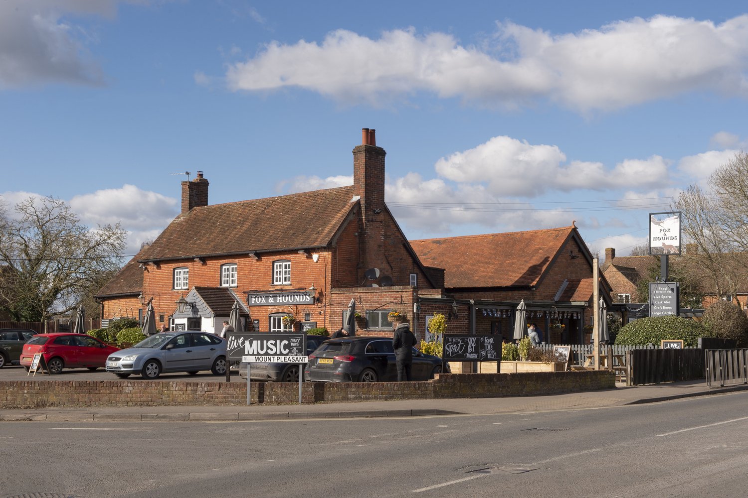 The Fox and Hounds Public House in Tadley, Hampshire.