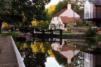 The lock keepers cottage along the River Wey Navigation canal near Weybridge.