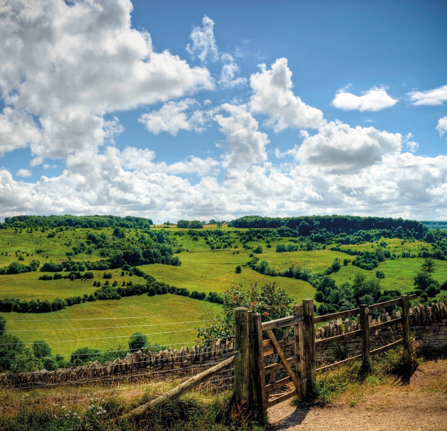 The rolling hills in the countryside around Stow-on-the-Wold.